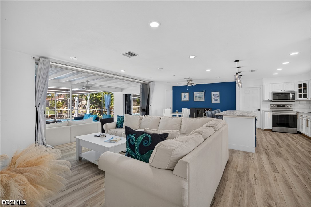 3 Bed Pool Home for Sale in Cape Coral, photo 10