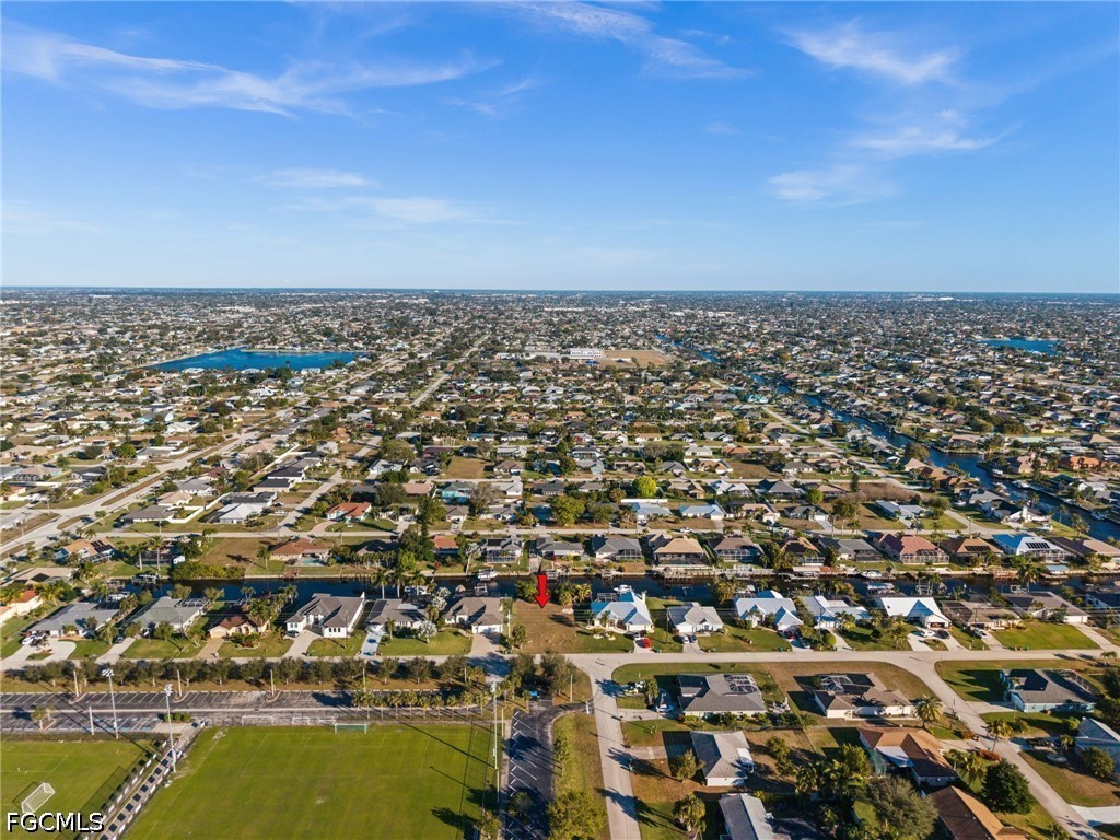 Waterfront Home for Sale in Cape Coral, photo 10