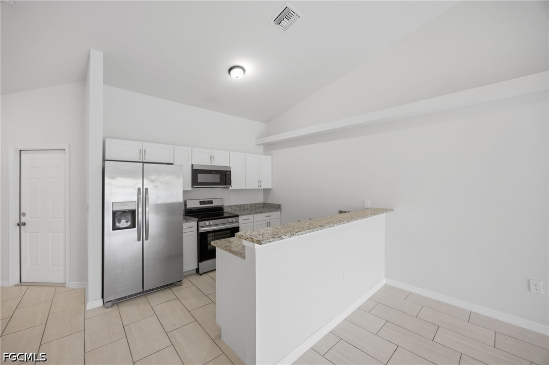 3 Bed Duplex for Sale in Cape Coral, photo 10