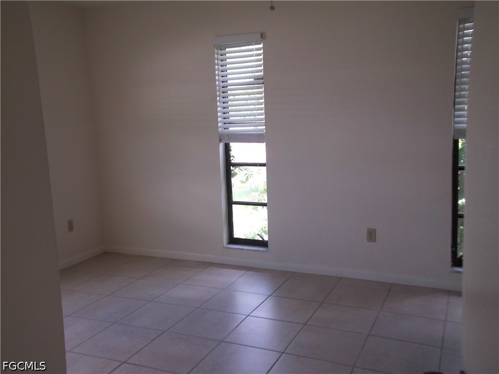 2 Bed SingleFamilyResidence for Sale in Sable Springs, FL — photo 10