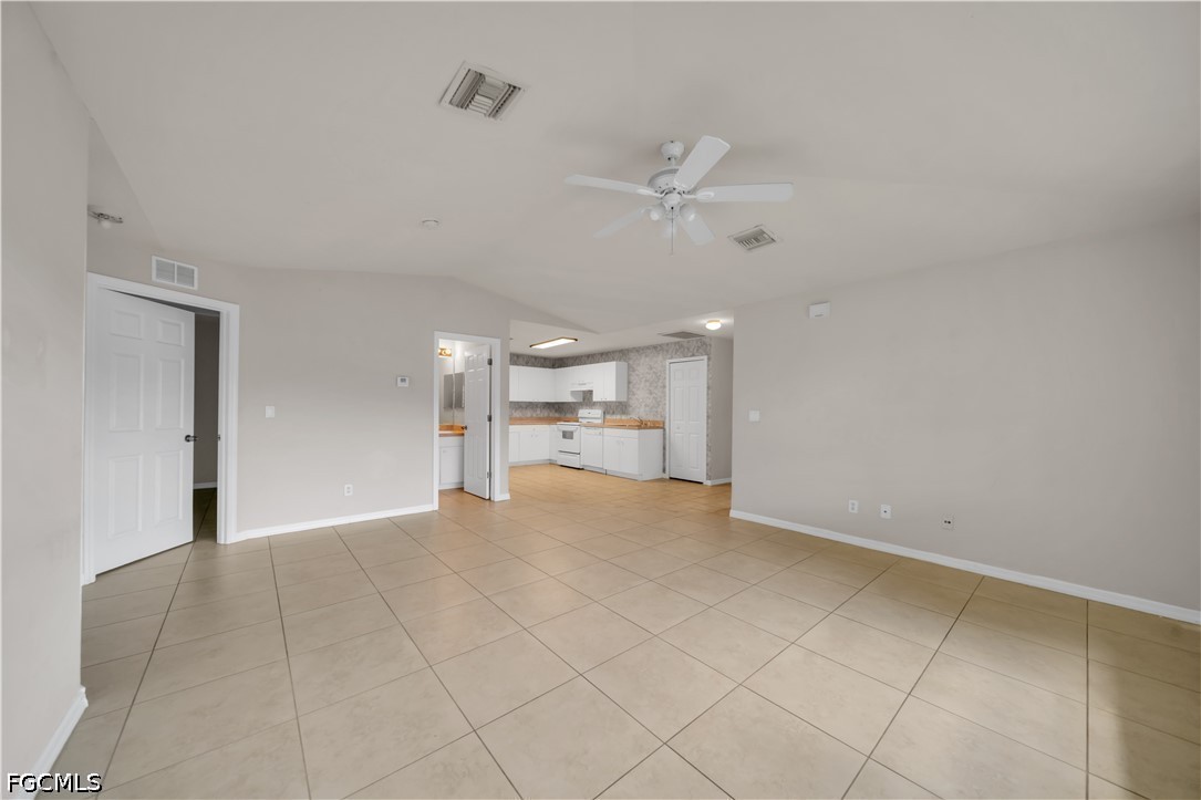 6 Bed Duplex for Sale in Lehigh Acres, photo 10