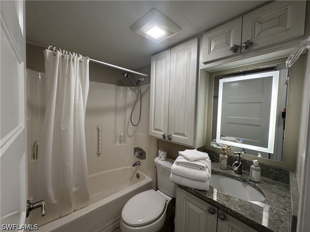 2 Bed Condominium for Sale in Fort Myers Beach, photo 10