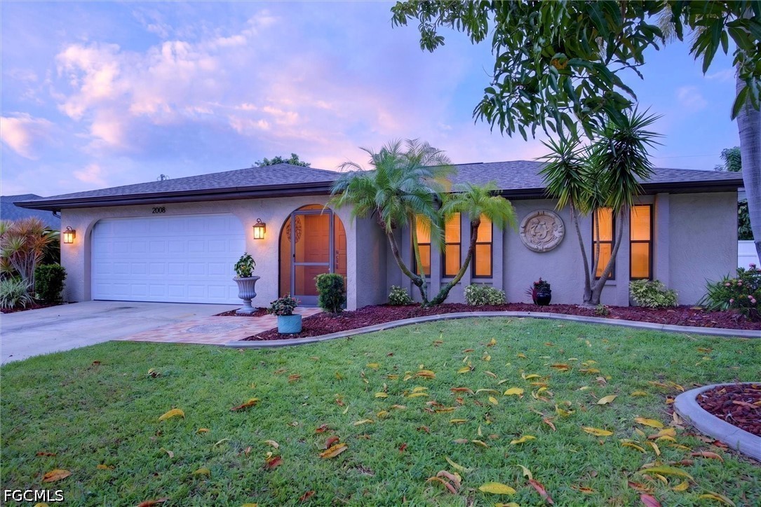 3 Bed Pool Home for Sale in Cape Coral, photo 10