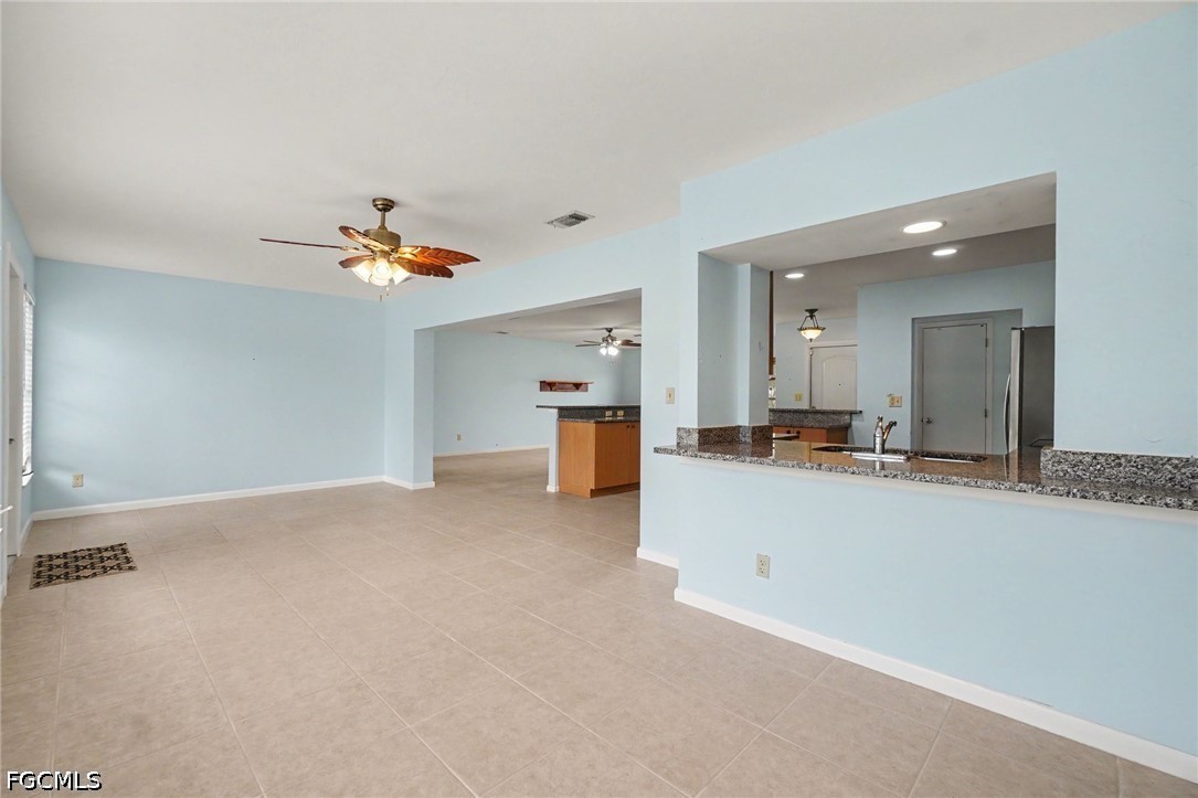 3 Bed SingleFamilyResidence for Sale in Bokeelia, photo 10