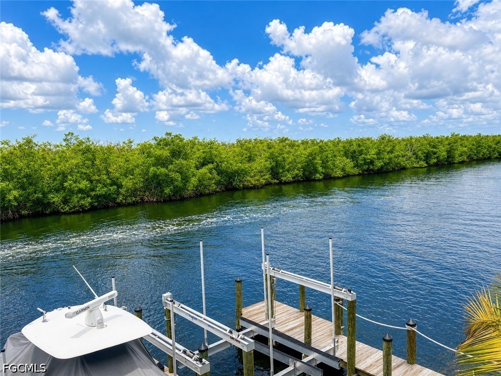 3 Bed Waterfront Home for Sale in Cape Harbour, FL, $995,000 — photo 10