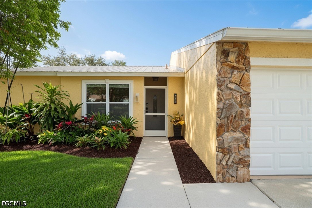 3 Bed SingleFamilyResidence for Sale in Riverdale Shores, FL — photo 10