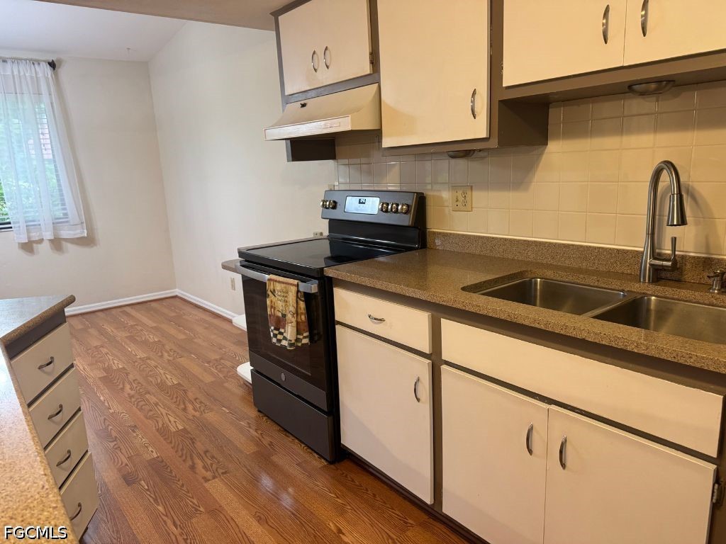 2 Bed Townhouse for Sale in Hacienda Village, FL, $2,075 — photo 10