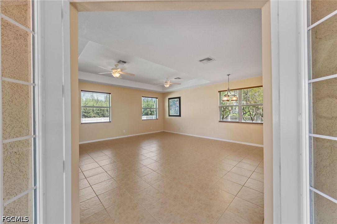 3 Bed Pool Home for Sale in Cape Coral, photo 10