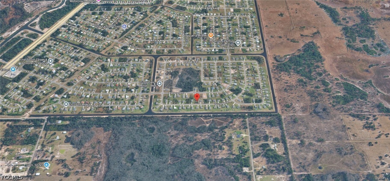 Residential for Sale in Mirror Lakes, photo 10