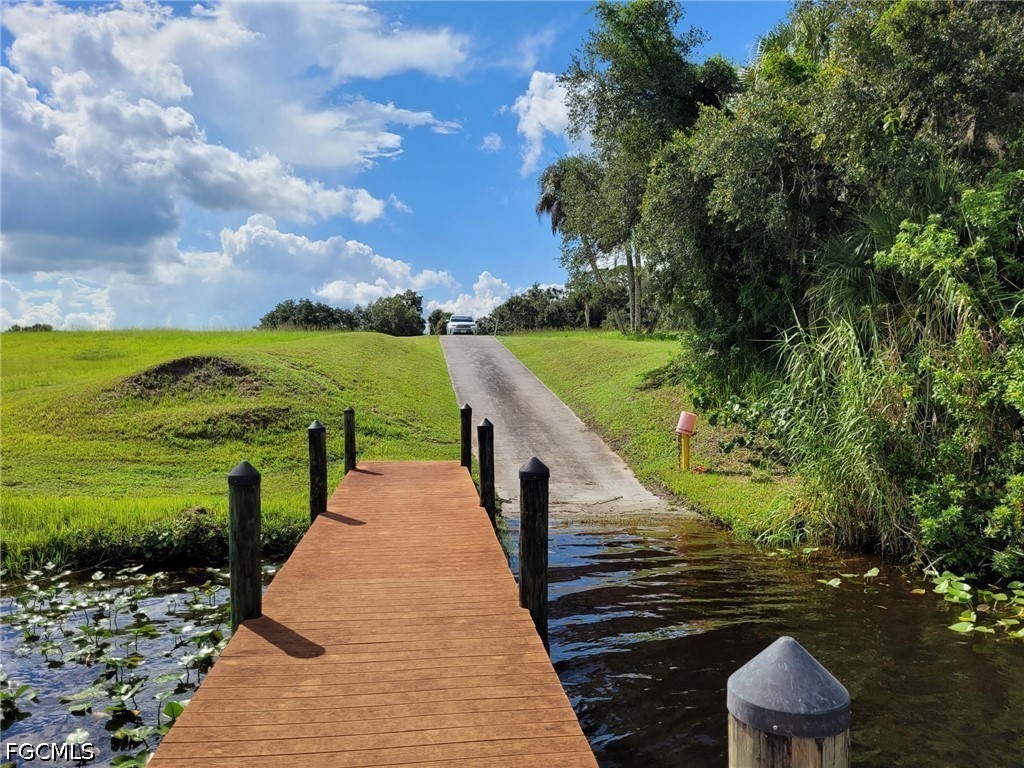 Residential for Sale in Old Fort Denaud, FL — photo 10