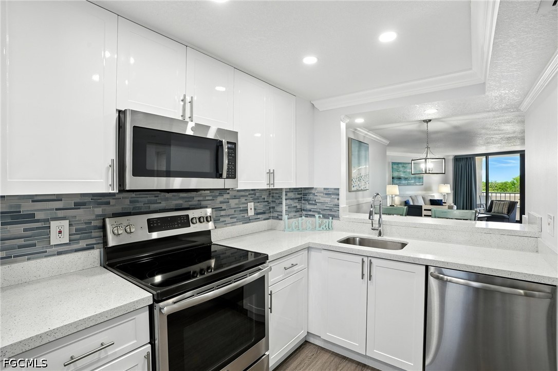 2 Bed Waterfront Home for Sale in Marco Island, FL, $519,000 — photo 10