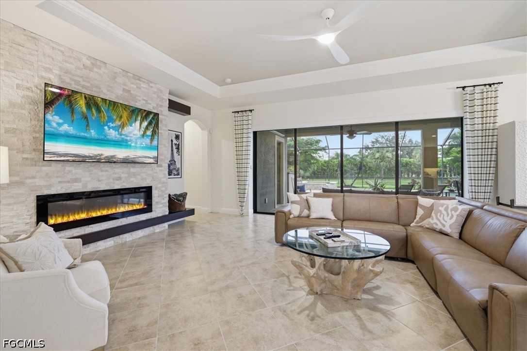3 Bed Pool Home for Sale in Hampton Park, photo 10