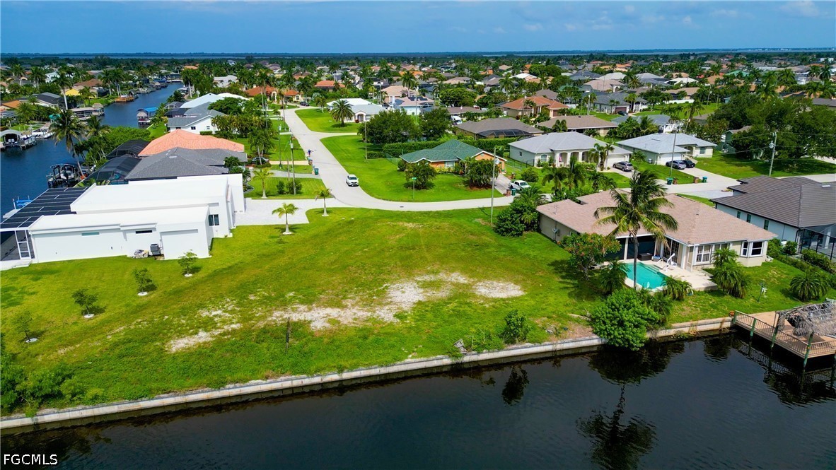 Waterfront Home for Sale in Cape Coral, FL, $399,900 — photo 10
