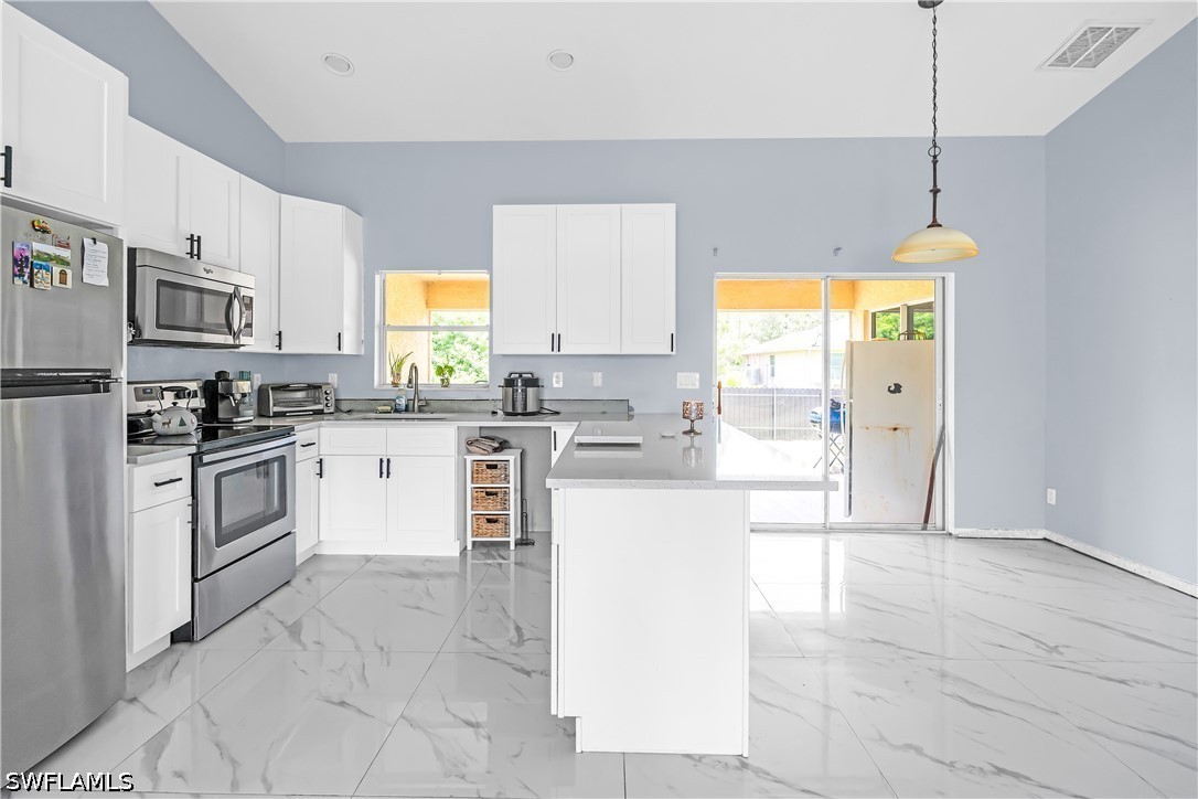 4 Bed SingleFamilyResidence for Sale in Lehigh Acres, FL — photo 10