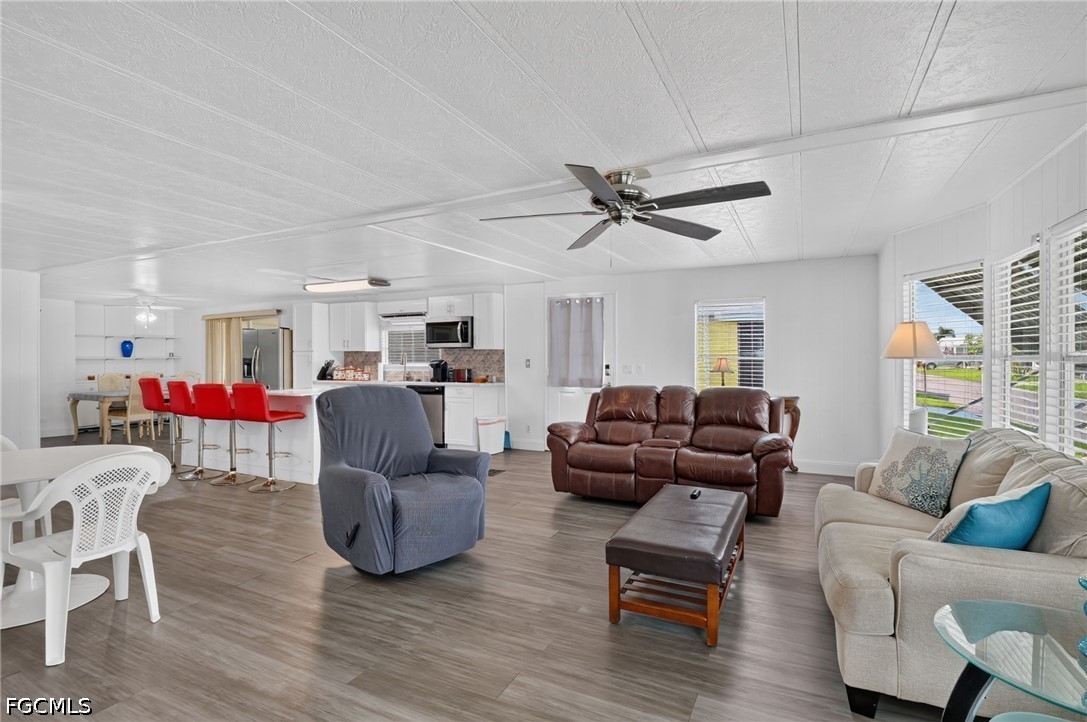 2 Bed ManufacturedHome for Sale in Old Bridge Village, FL — photo 10