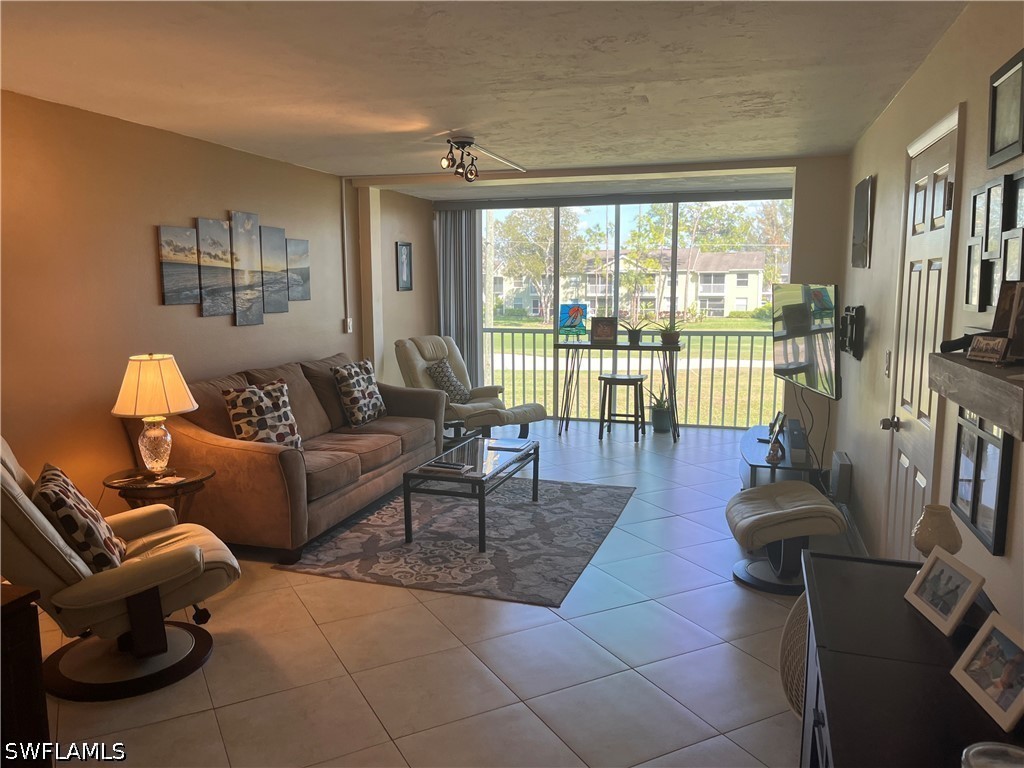 2 Bed Condominium for Sale in Forest Lakes, FL, $119,500 — photo 10