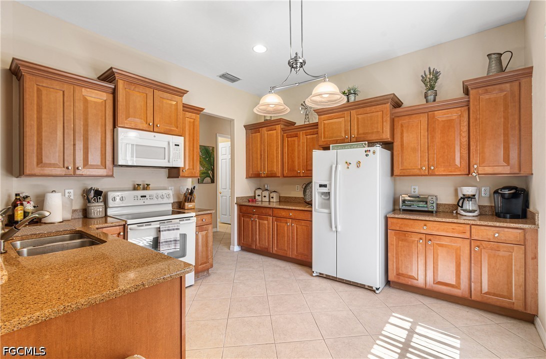 2 Bed SingleFamilyResidence for Sale in Stoneybrook, FL — photo 10