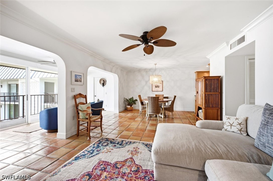 2 Bed Condominium for Sale in Belmont Court, FL, $6,000 — photo 10
