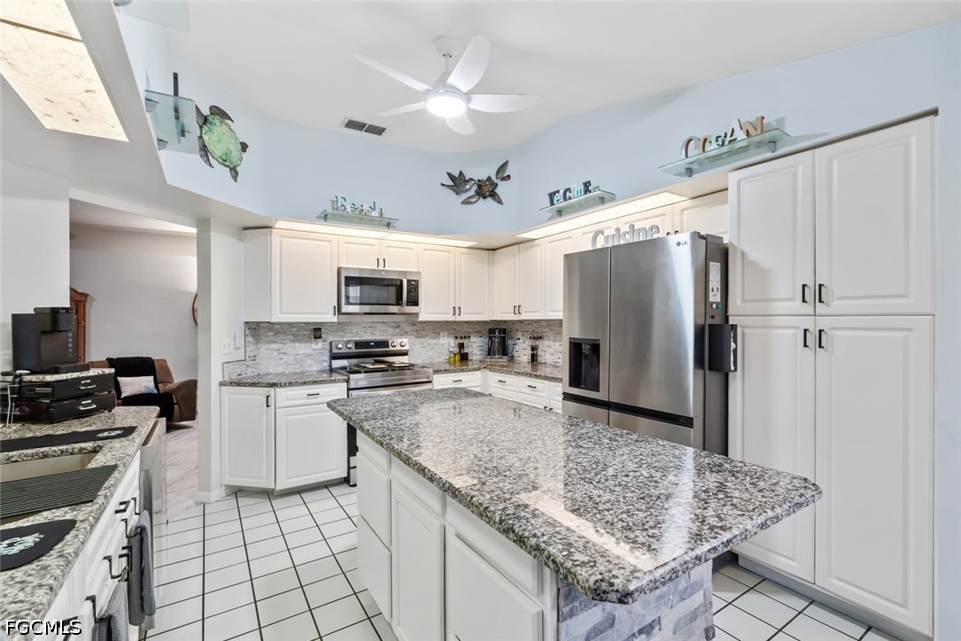 3 Bed Waterfront Home for Sale in Del Vera Country Club, FL — photo 10