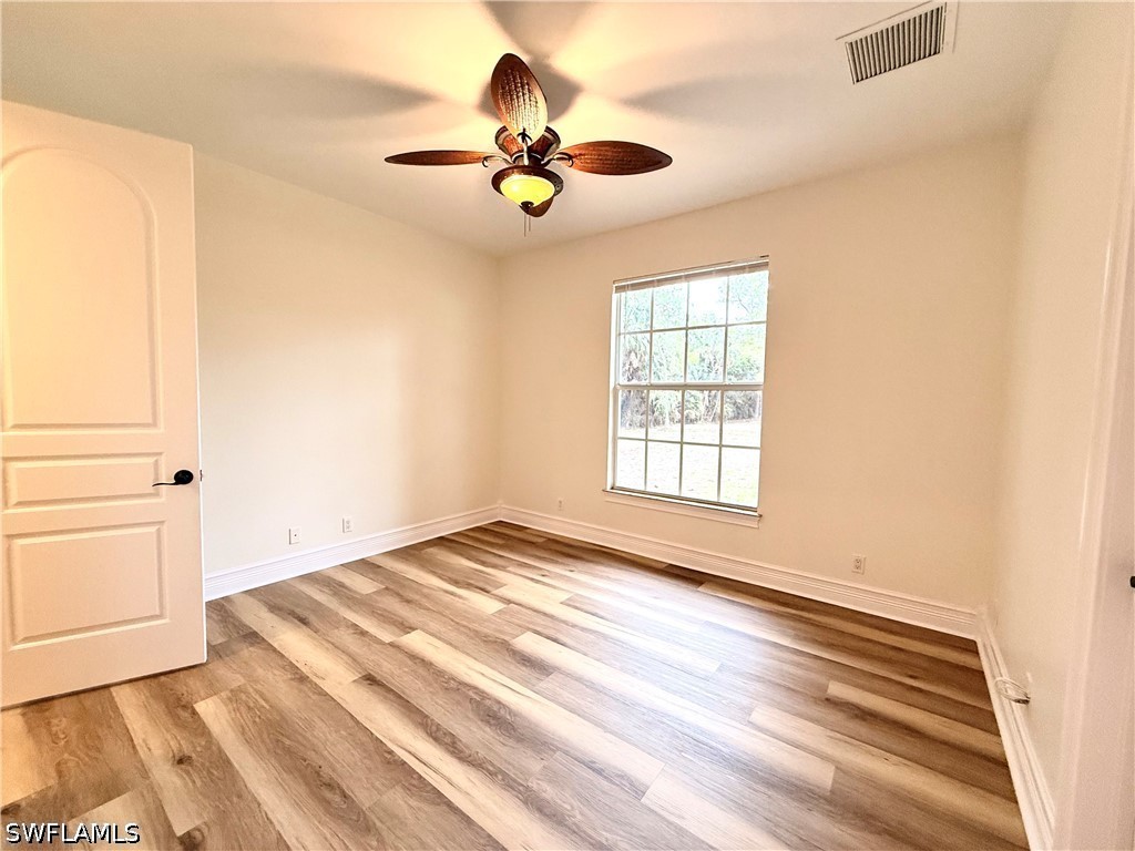 2 Bed SingleFamilyResidence for Sale in Naples, FL, $2,800 — photo 10