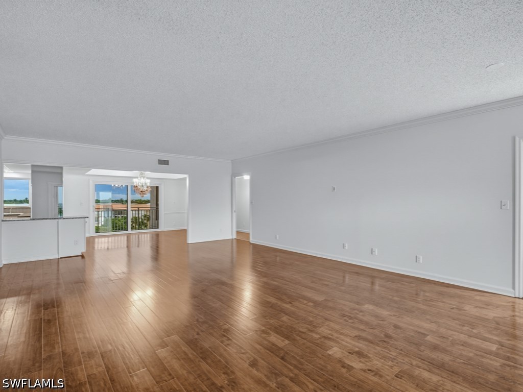 3 Bed Condominium for Sale in Westgate, photo 10