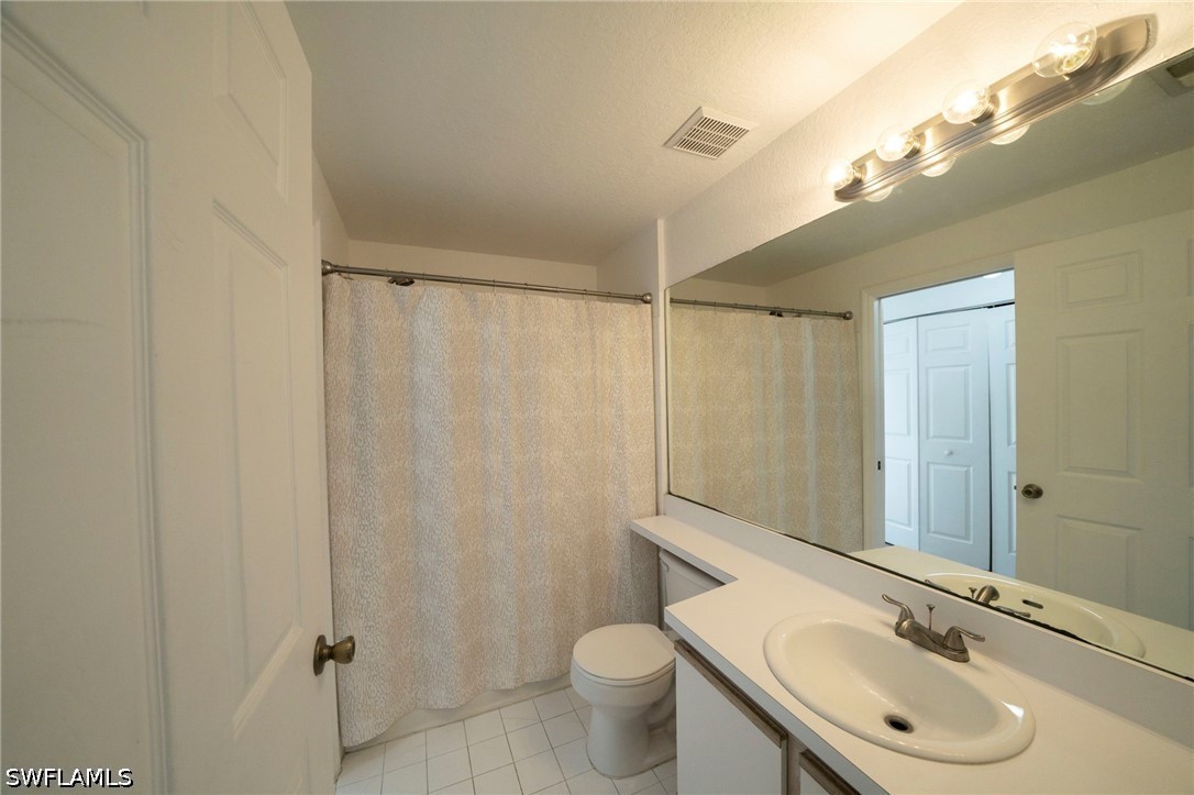 2 Bed Waterfront Home for Sale in Fort Myers, photo 10