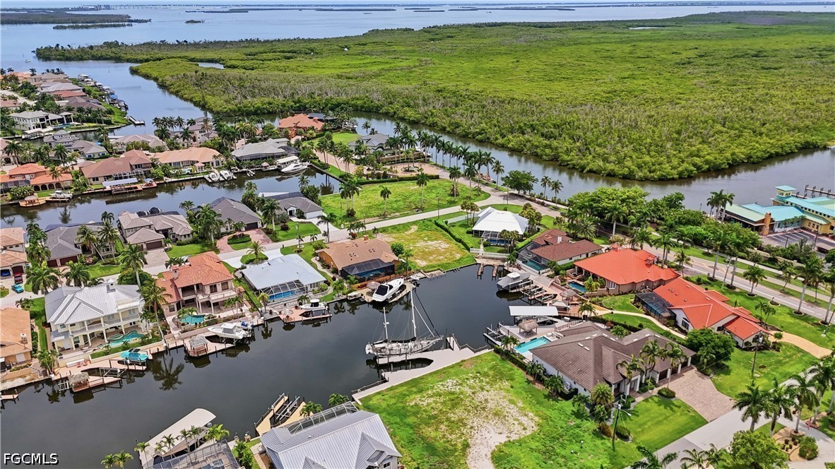 Waterfront Home for Sale in Cape Coral, FL, $760,000 — photo 10