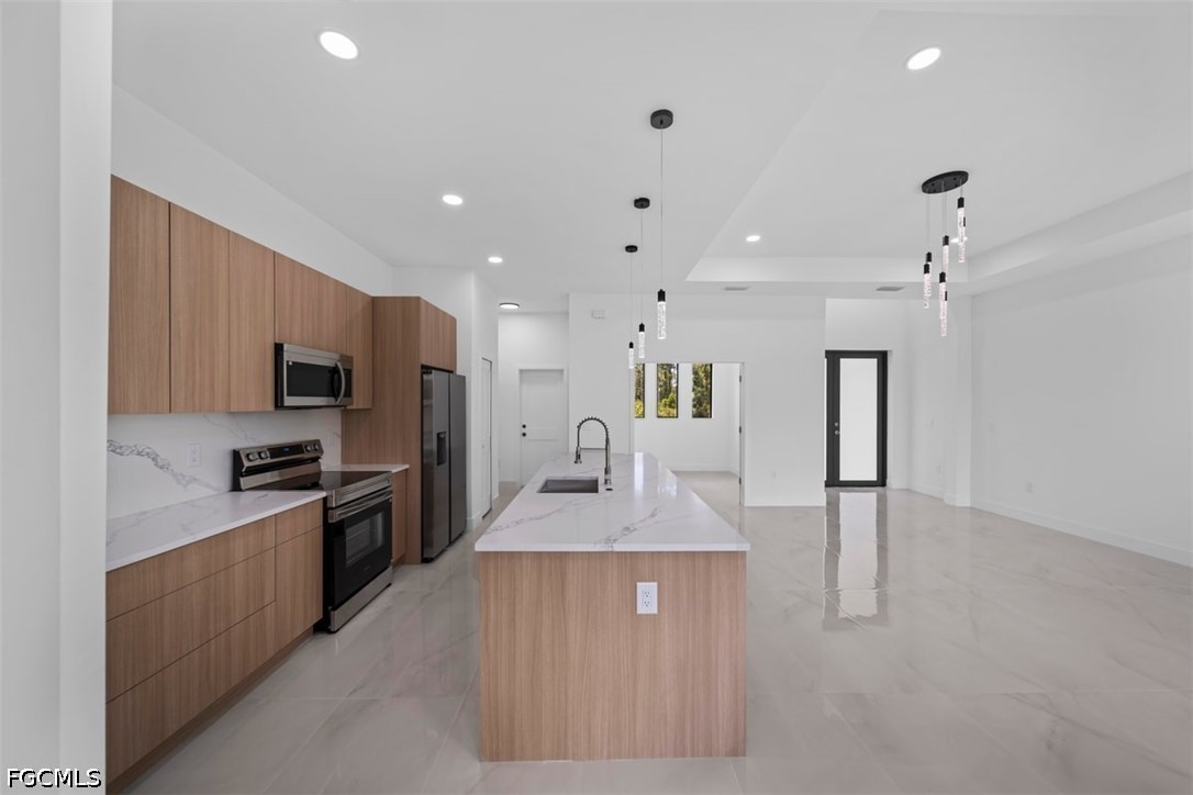 3 Bed SingleFamilyResidence for Sale in Lehigh Acres, FL — photo 10