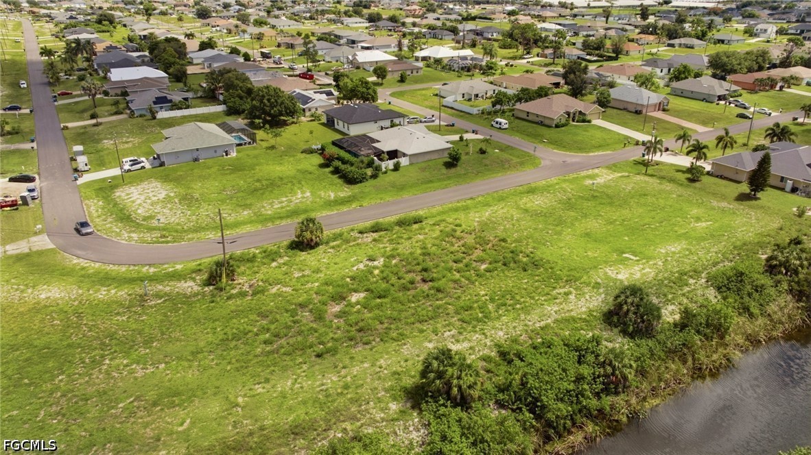 Waterfront Home for Sale in Cape Coral, photo 10