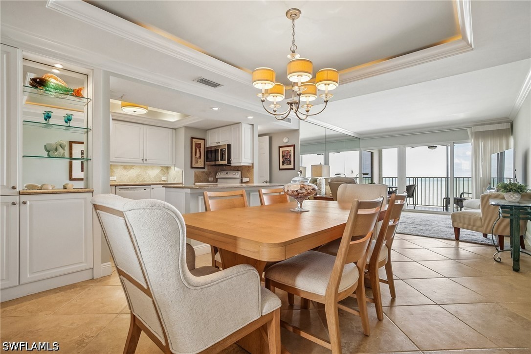 2 Bed Waterfront Home for Sale in Naples, FL, $895,000 — photo 10