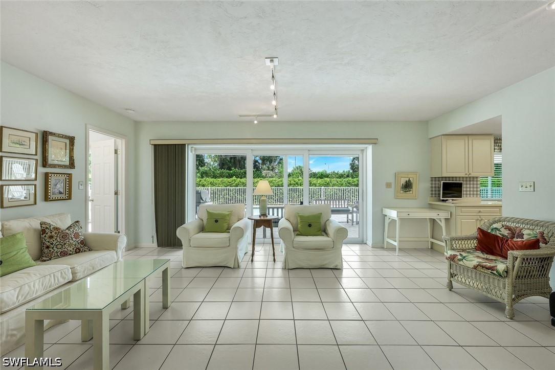 4 Bed Pool Home for Sale in Naples, FL, $799,000 — photo 10