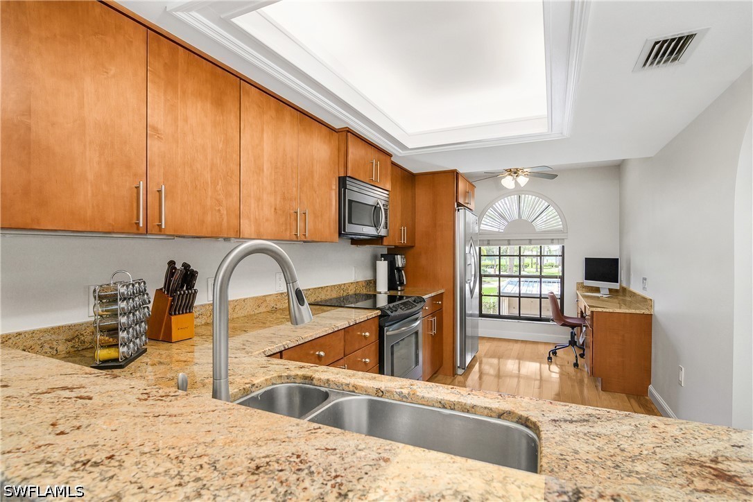 2 Bed Condominium for Sale in Eaglewood, FL, $2,300 — photo 10