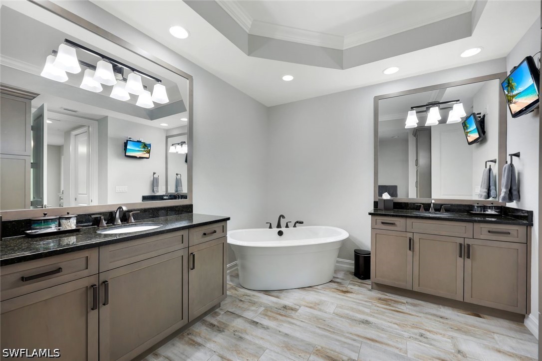 3 Bed Condominium for Sale in Naples, FL, $789,000 — photo 10