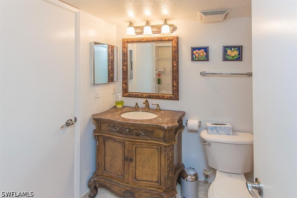 2 Bed Condominium for Sale in Naples, FL, $1,625 — photo 10