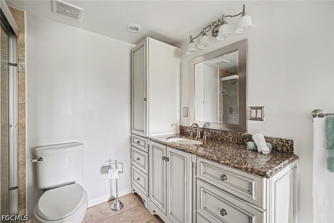 3 Bed Condominium for Sale in Fort Myers, FL, $235,000 — photo 10