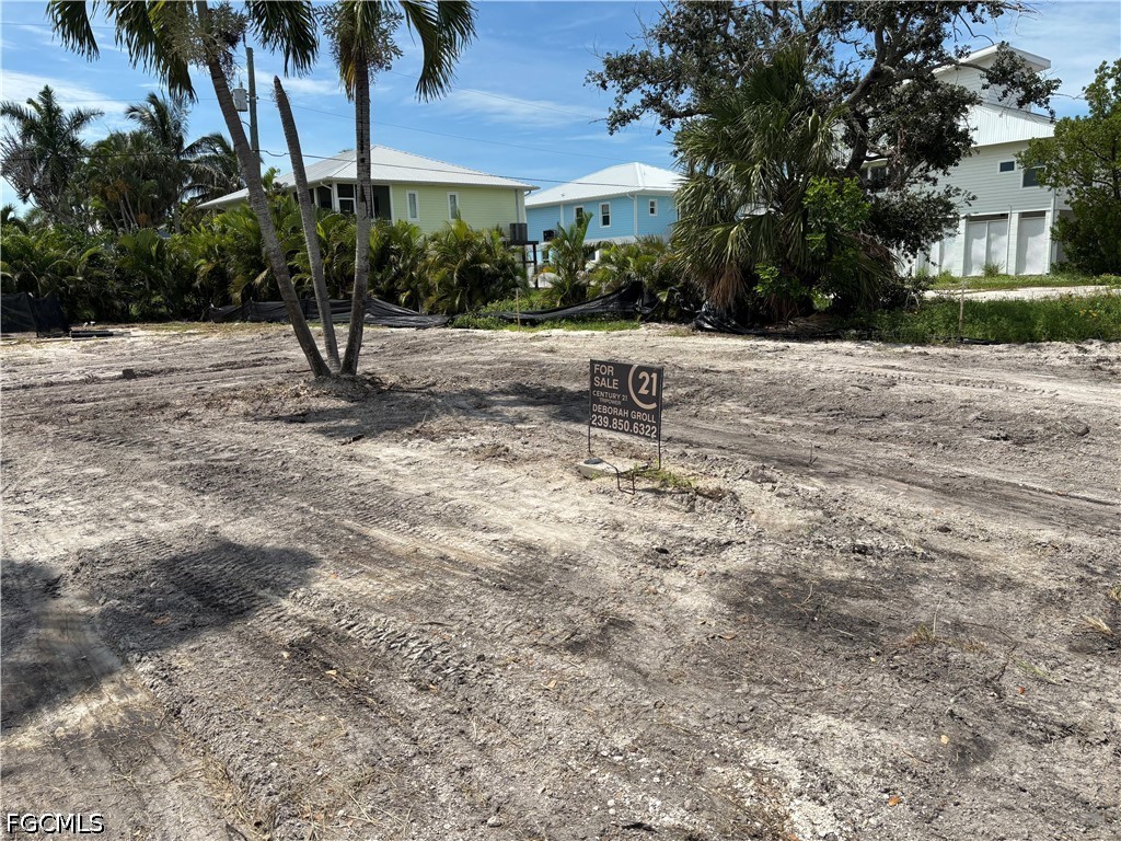 Residential for Sale in Gulf Island Manor, FL, $489,000 — photo 10
