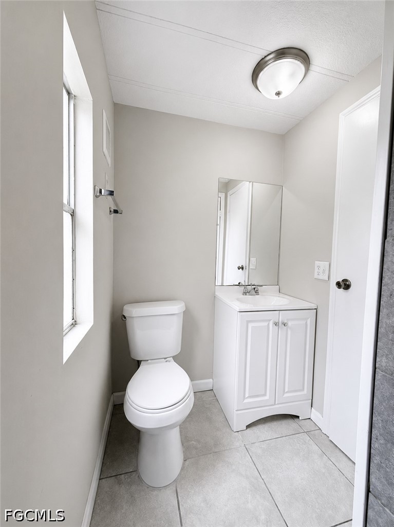 2 Bed ManufacturedHome for Sale in Fort Myers, FL, $119,000 — photo 10
