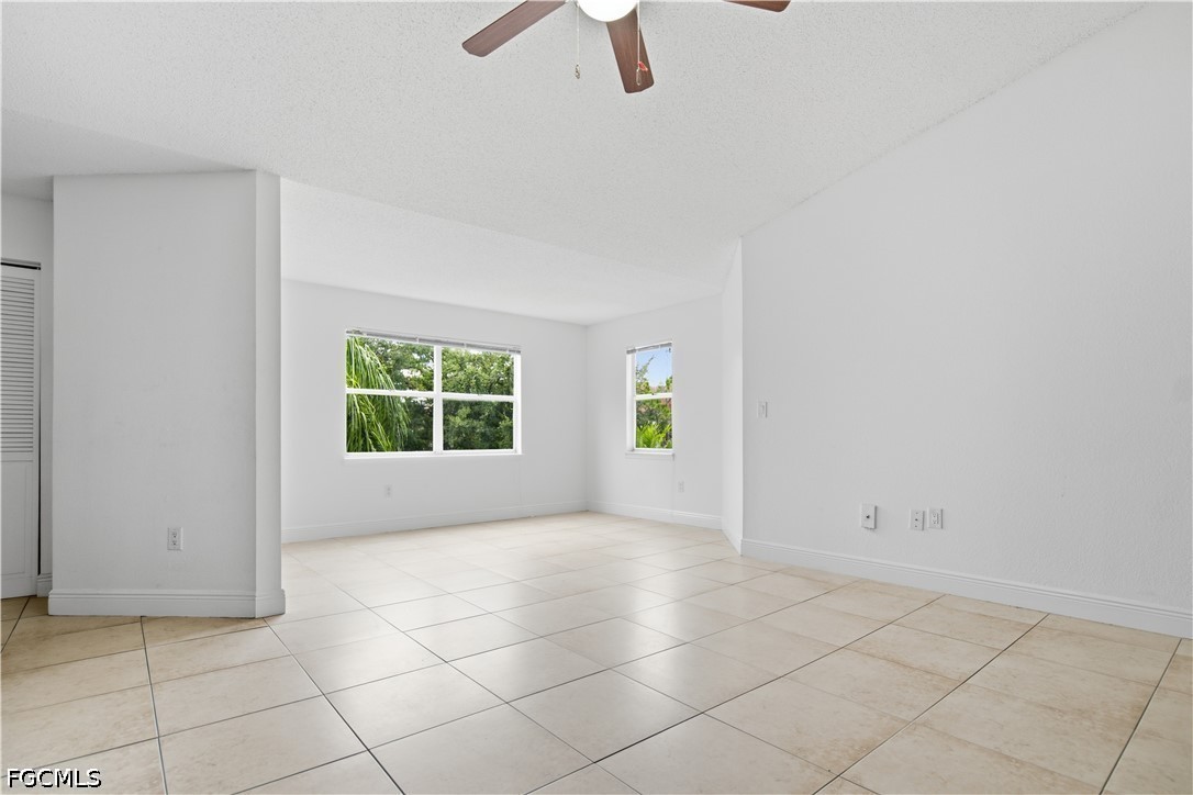 3 Bed Townhouse for Sale in Venetian Palms, FL, $1,650 — photo 10