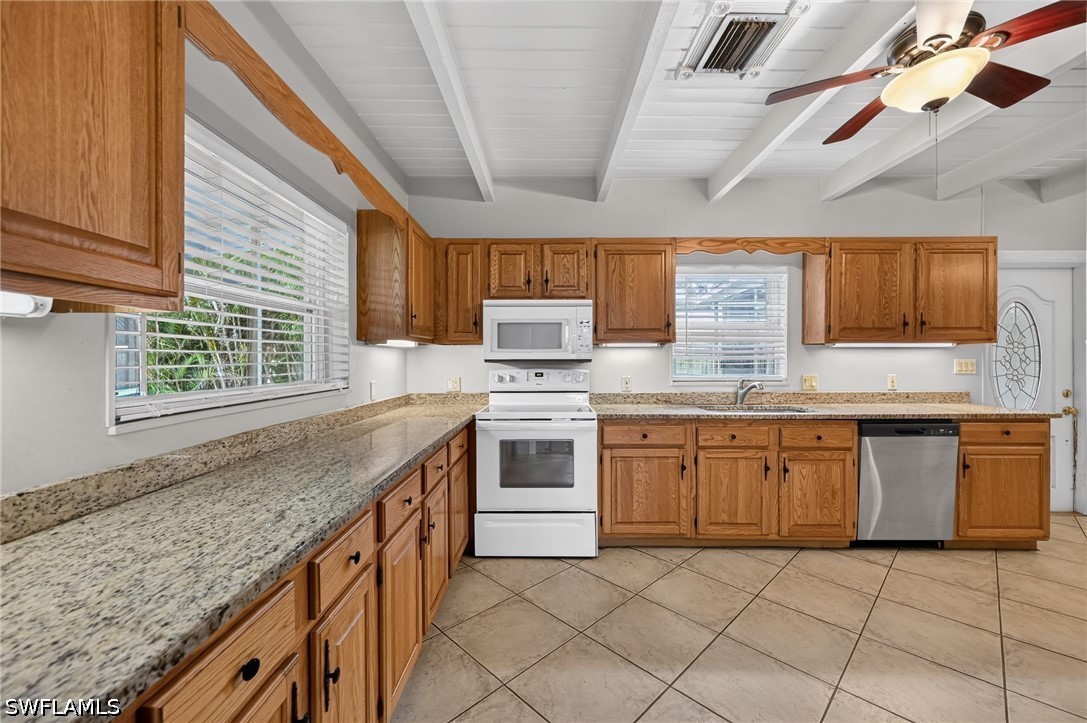 2 Bed SingleFamilyResidence for Sale in Naples, FL, $339,900 — photo 10
