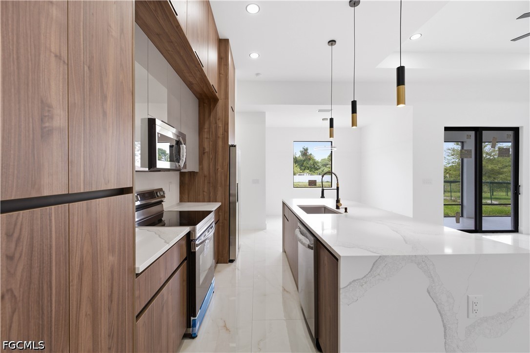 3 Bed SingleFamilyResidence for Sale in Lehigh Acres, FL — photo 10
