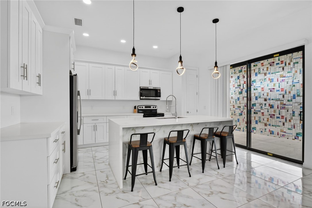 4 Bed SingleFamilyResidence for Sale in Southwood, FL — photo 10