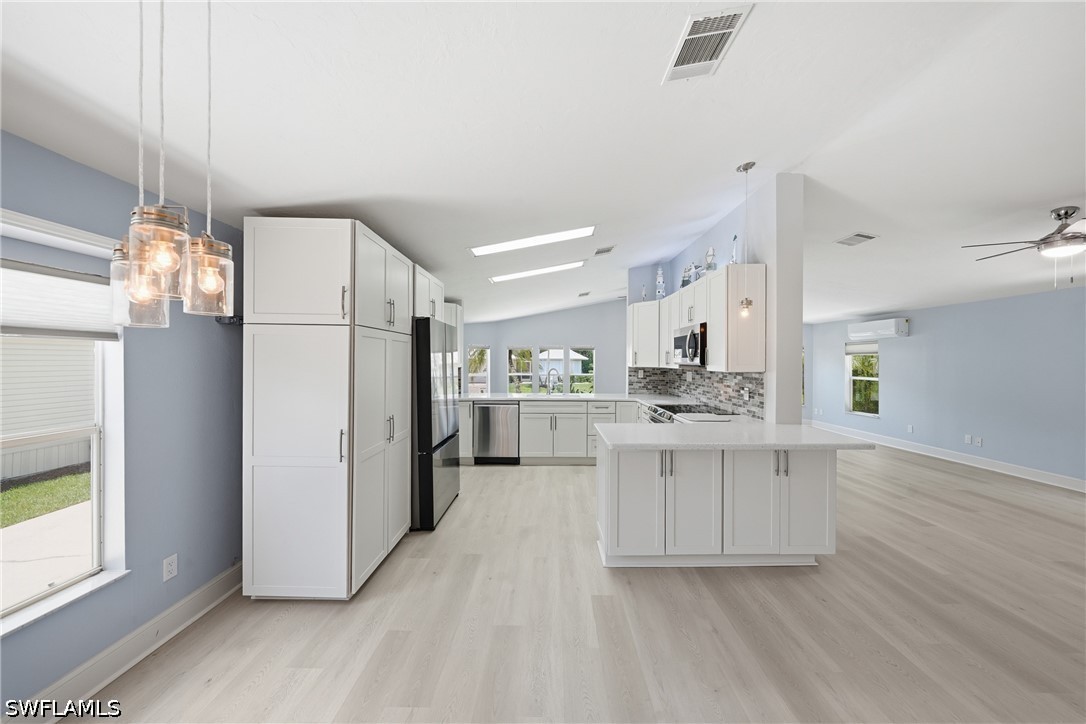 2 Bed ManufacturedHome for Sale in Carousel Cove, FL — photo 10