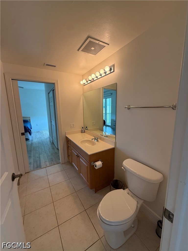 2 Bed Waterfront Home for Sale in Riviera, FL, $2,450 — photo 10
