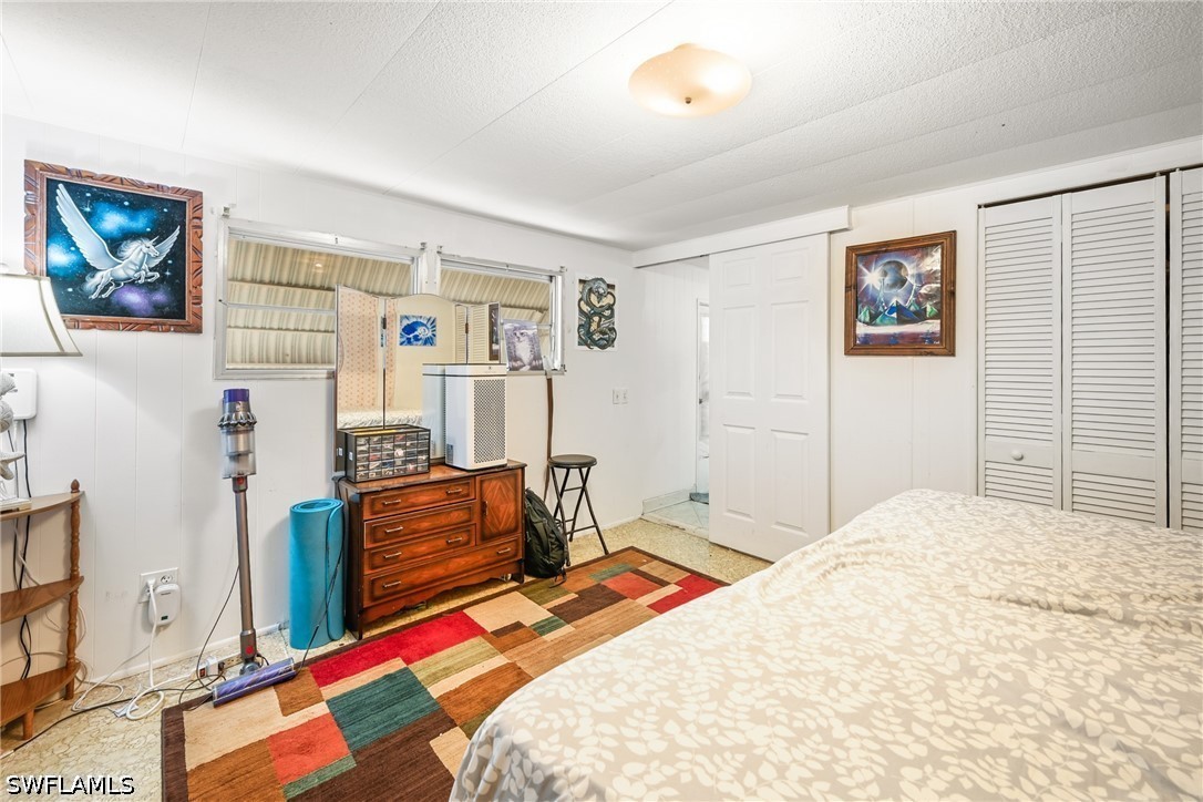 2 Bed ManufacturedHome for Sale in Imperial Harbor, FL — photo 10