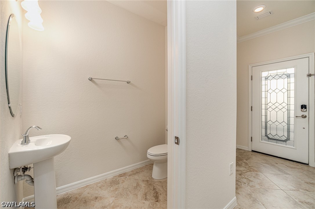 3 Bed Waterfront Home for Sale in Naples, FL, $2,200 — photo 10