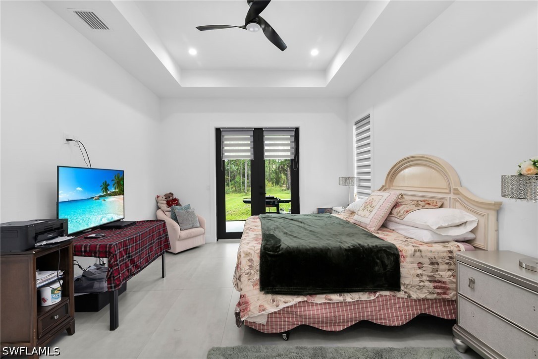 4 Bed SingleFamilyResidence for Sale in Naples, FL, $629,900 — photo 10