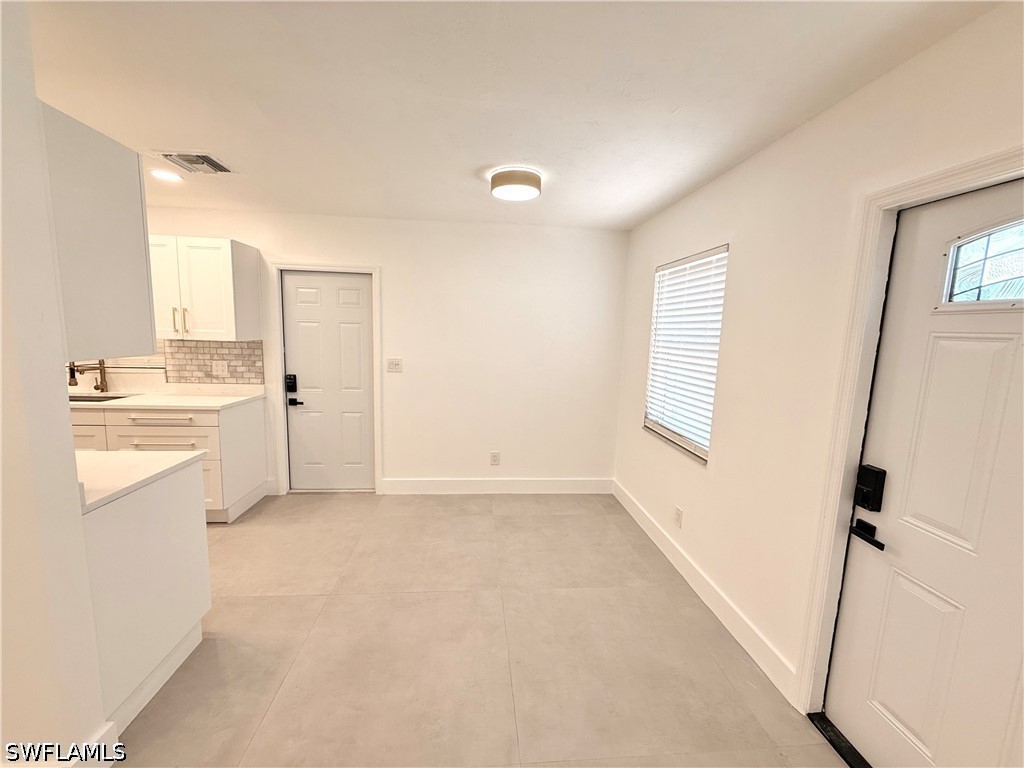 3 Bed SingleFamilyResidence for Sale in Naples, FL, $3,700 — photo 10