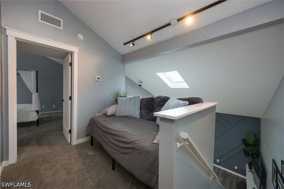 2 Bed Condominium for Sale in Fort Myers, FL, $210,000 — photo 10