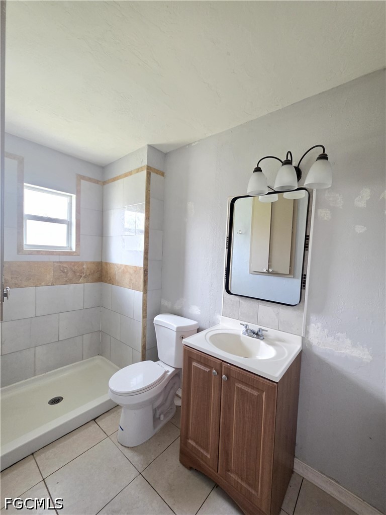 1 Bed Duplex for Sale in Fort Myers, FL, $1,000 — photo 10