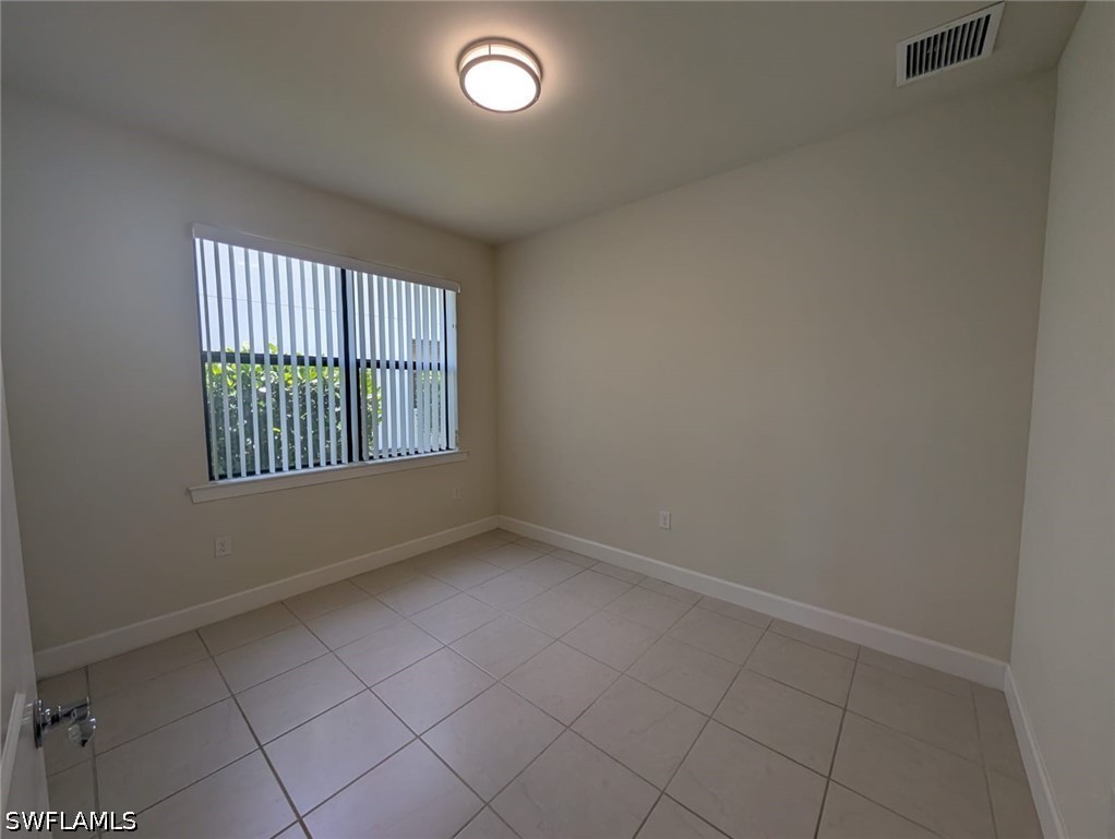 3 Bed Pool Home for Sale in Avalon Park, FL, $3,900 — photo 10